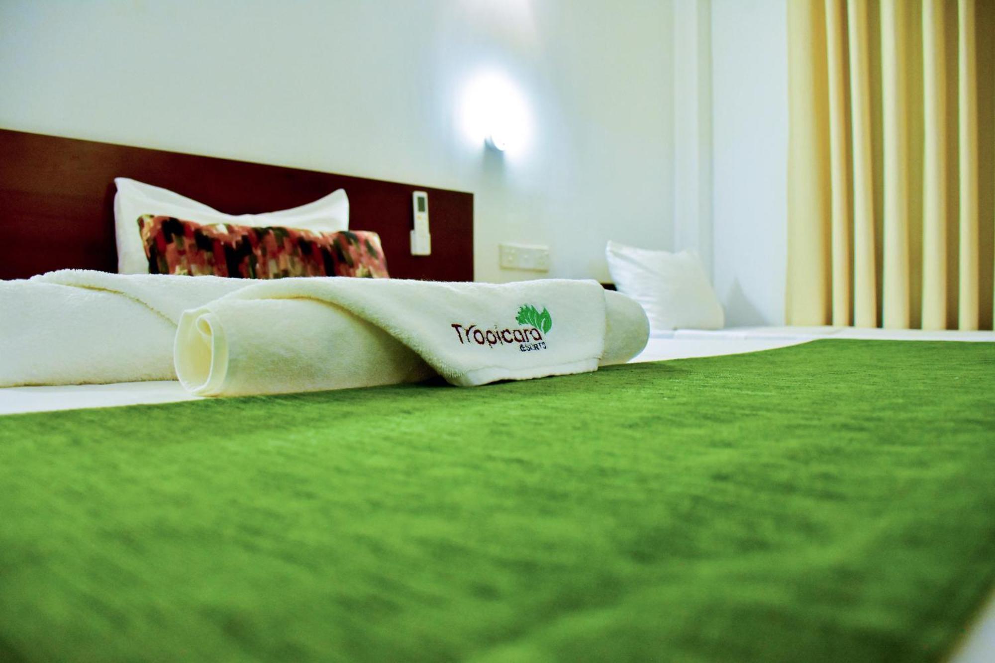 Tropicara Resort Сигирия Екстериор снимка