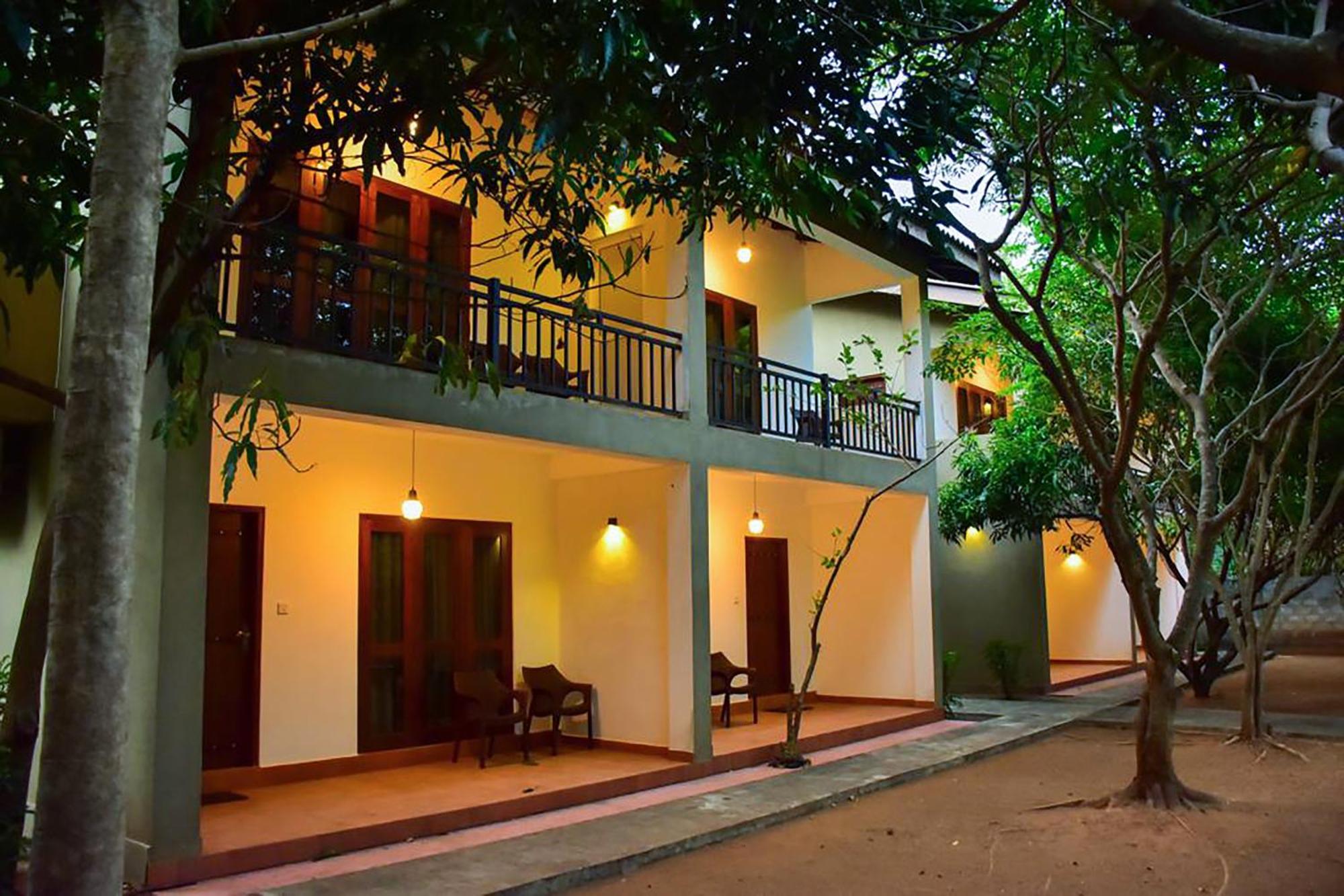 Tropicara Resort Сигирия Екстериор снимка