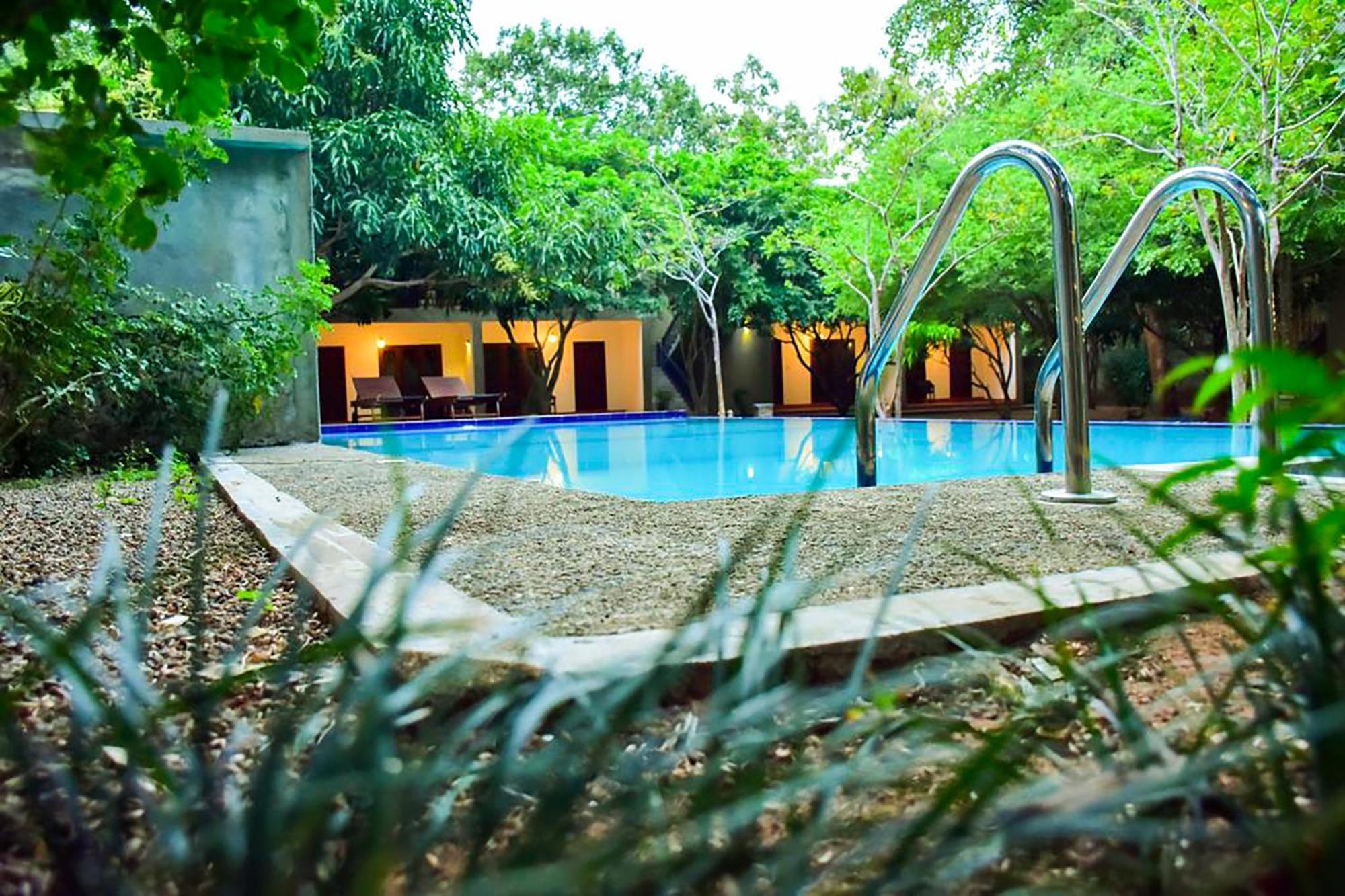 Tropicara Resort Сигирия Екстериор снимка